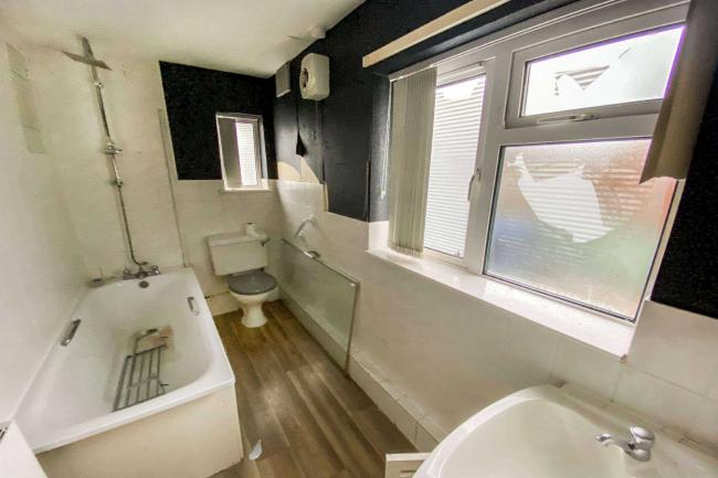 15 Rectory Road, Bluntisham, Huntington, Cambridgeshire, PE28 3LN 6