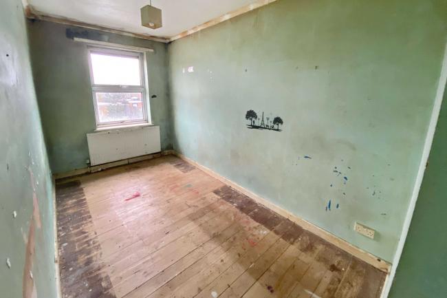 52 The Crescent, St. Neots, Cambridgeshire, PE19 1EE 7