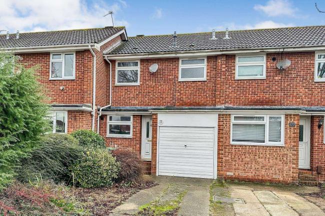 175 Nutwick Road, Havant, Hampshire, PO9 2UL
 10