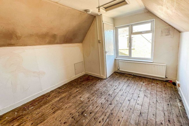 20 Priory Place, Faversham, Kent ME13 7HF 4