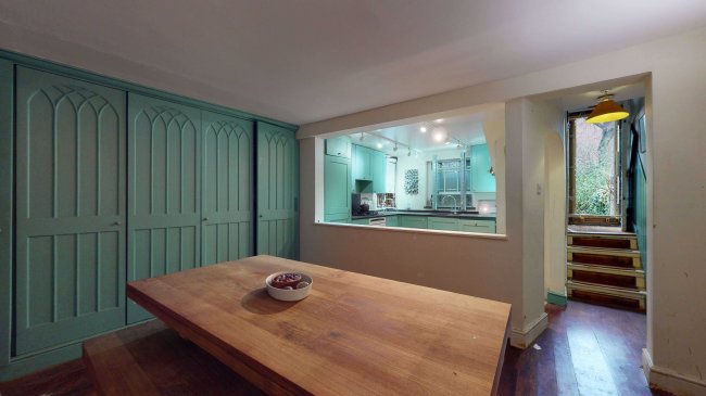 15 Canonbury Grove, Islington, London, N1 2HR 8