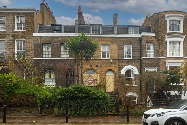 15 Canonbury Grove, Islington, London, N1 2HR 8