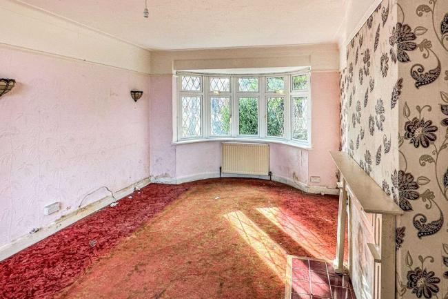 34 Seddon Road, Morden, Surrey SM4 6EL 1