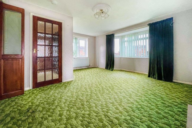 86 Blackdown View, Illminster TA19 0BD 5