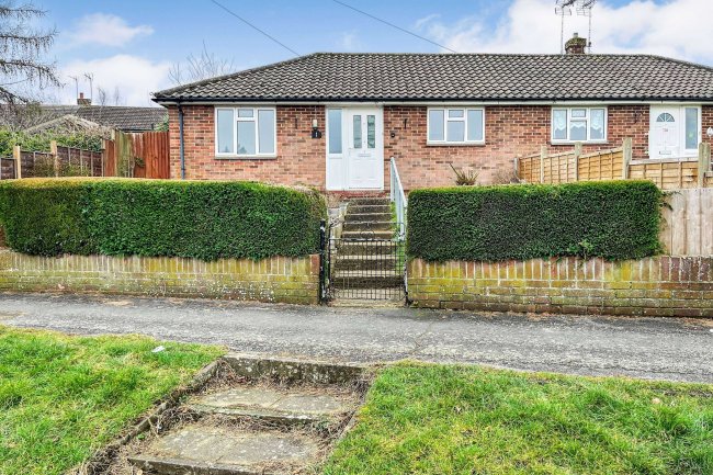 1 Jenner Way, Alton GU34 2NW 6