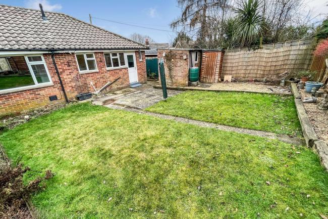 1 Jenner Way, Alton GU34 2NW 6