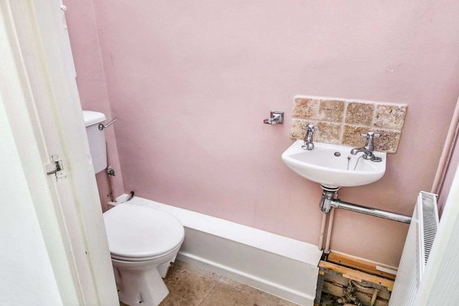 11 Dawson Close, Windsor, SL4 3QZ 1