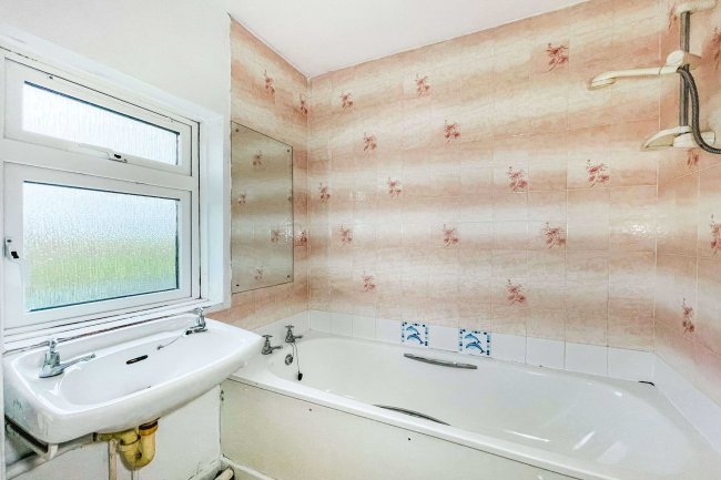 4 Withyhays, Charlton Adam, Somerset, TA11 7BL 3