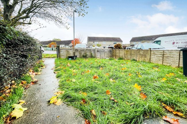 4 Withyhays, Charlton Adam, Somerset, TA11 7BL 3