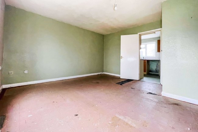 4 Withyhays, Charlton Adam, Somerset, TA11 7BL 3