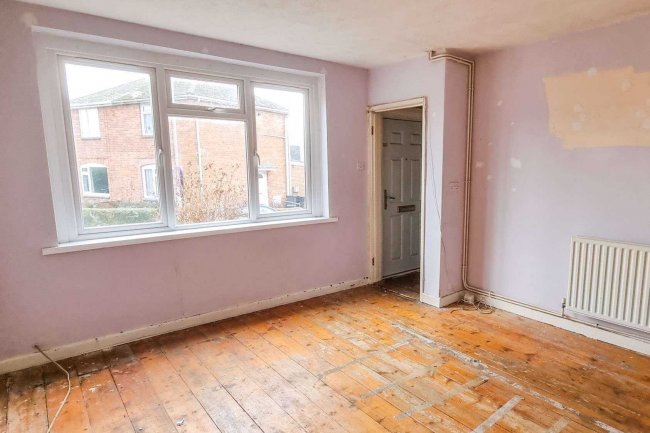 29 Westville, Yeovil, BA21 4JE 4