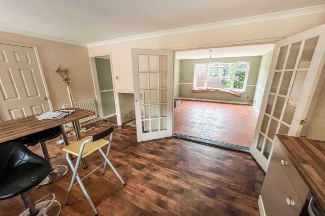 24 Ling Crescent, Headley Down, Bordon, GU35 8AY 8