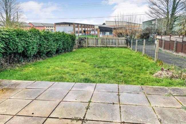 26 Winterhay Lane, Ilminster, Somerset, TA19 9BB 1