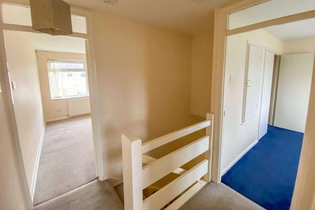 46 Abbey Road, Yeovil, Somerset, BA21 3EZ 5