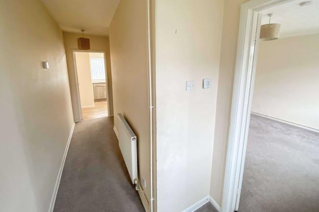 46 Abbey Road, Yeovil, Somerset, BA21 3EZ 5