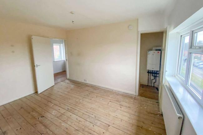 24 Victoria Park, Castle Cary, Somerset, BA7 7DG 9