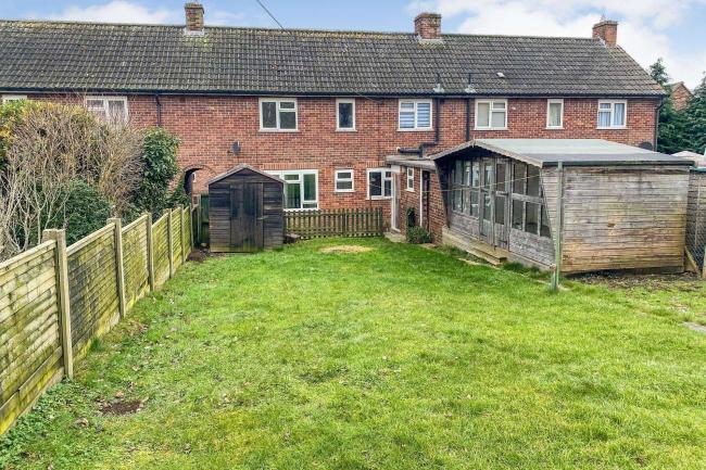 24 Victoria Park, Castle Cary, Somerset, BA7 7DG 9