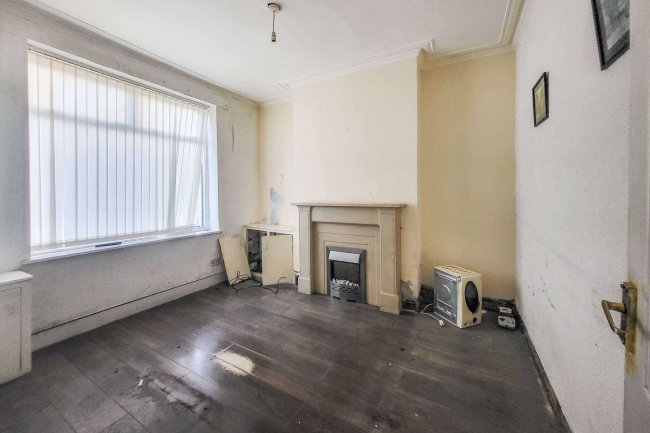 18 Prior Street, Bootle, L20 4PS  7