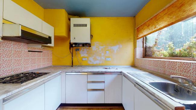 178 Staines Road East, Sunbury-on-Thames, Surrey, TW16 5AY 8