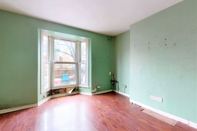 121a Hartfield Road, Wimbledon, London SW19 3TJ 1