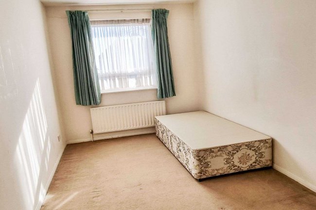 9 Northumberland House, 237 Ballards Lane, Finchley, London,  N3 1LB 5