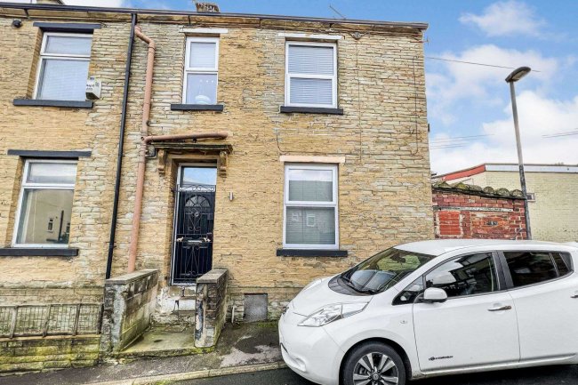 14 Oaks Fold, Bradford, BD5 8BJ 1