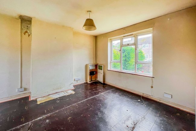 1 Lionfield, Faversham, Kent, ME13 7PP 10