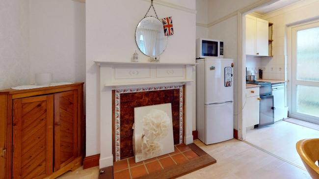 36 Dinton Road, Colliers Wood, London, SW19 2AP 4