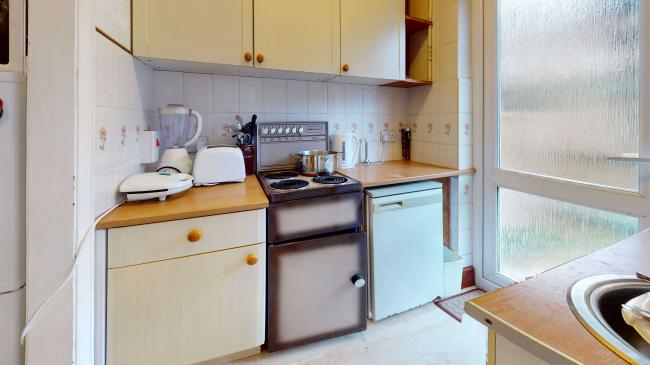 36 Dinton Road, Colliers Wood, London, SW19 2AP 4