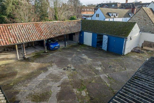 Land at 5 Kneesworth Street, Royston, Herts, SG8 5AA
 3