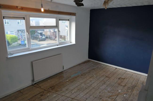 6 Barken Road, Chippenham, Wiltshire, SN14 0JY
 4