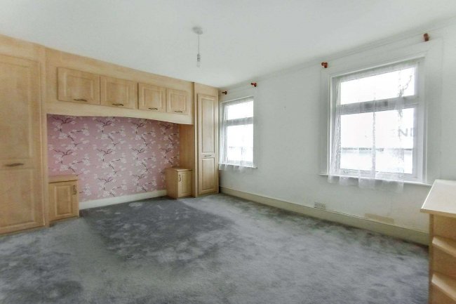 41 Gaywood Road, Walthamstow, London, E17 4QA 3