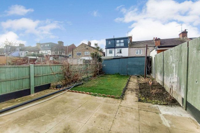 41 Gaywood Road, Walthamstow, London, E17 4QA 3