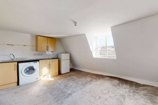 62 Royal Hill, Greenwich, London, SE10 8RT 2