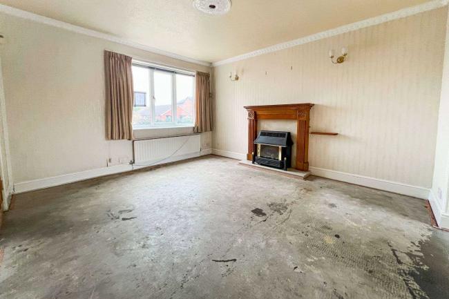 76 Hunts Cross Avenue, Woolton, Liverpool, L25 5NX
 9