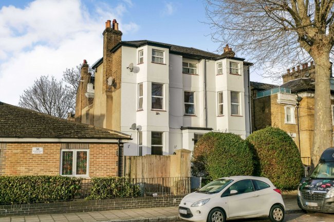 34c Ainsworth Road, Hackney, London E9 7LP 6