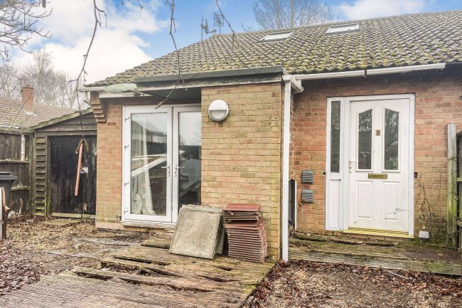 8 Gorse Close, Lakenheath, Brandon, Suffolk, IP27 9DE 10