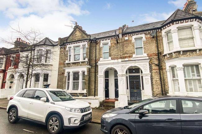 13A & 13B Thirsk Road, Battersea, London, SW11 5SU  8