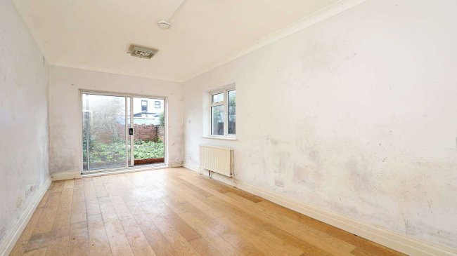 22 Chesham Terrace, Ealing, London W13 9HX 7