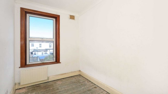 22 Chesham Terrace, Ealing, London W13 9HX 7