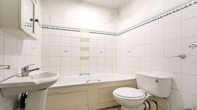 22 Chesham Terrace, Ealing, London W13 9HX 7