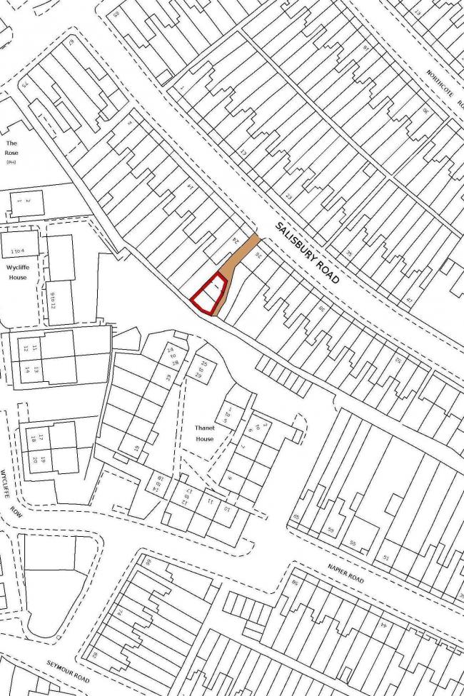 Garage premises at the rear of 24-26, Salisbury Road, Gravesend DA11 7DE 8