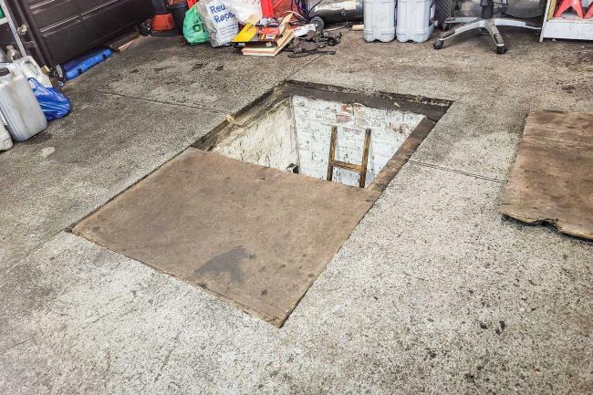 Garage premises at the rear of 24-26, Salisbury Road, Gravesend DA11 7DE 8