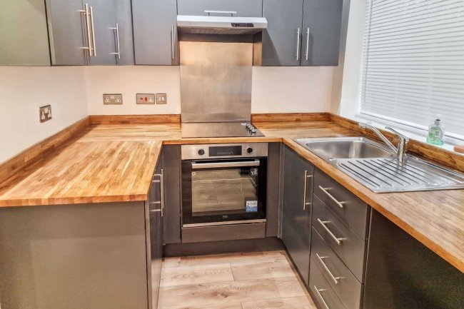 17 A D and E Rosendale Road, London, SE21 8DS 1