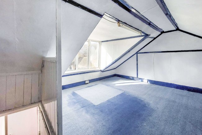 200 London Road, Dover, Kent, CT17 0TF 10