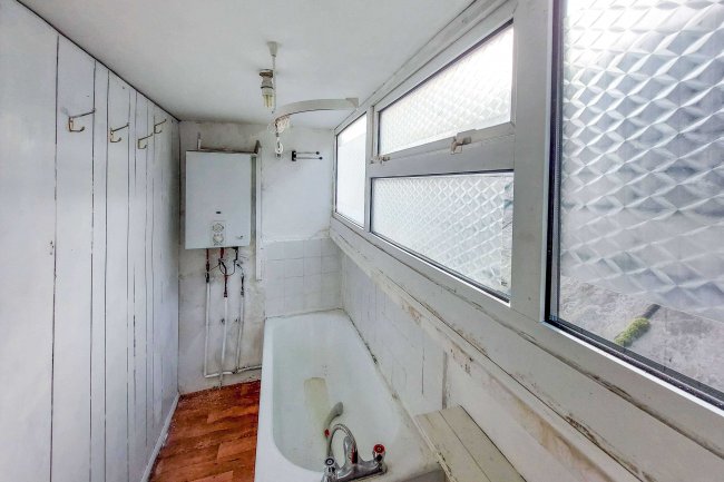 200 London Road, Dover, Kent, CT17 0TF 10