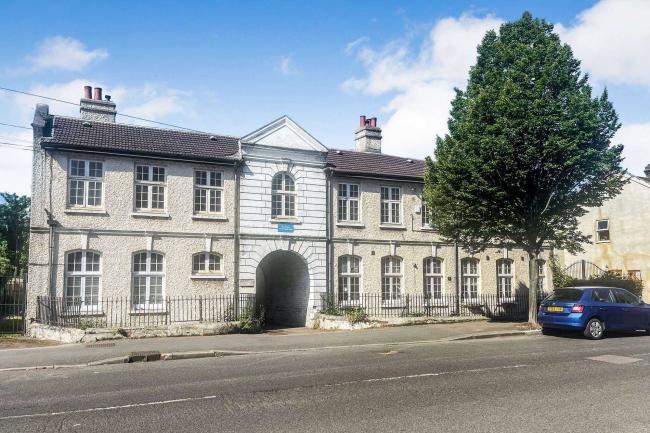 101a Parish Lane, Bromley, London SE20 7NR
 1