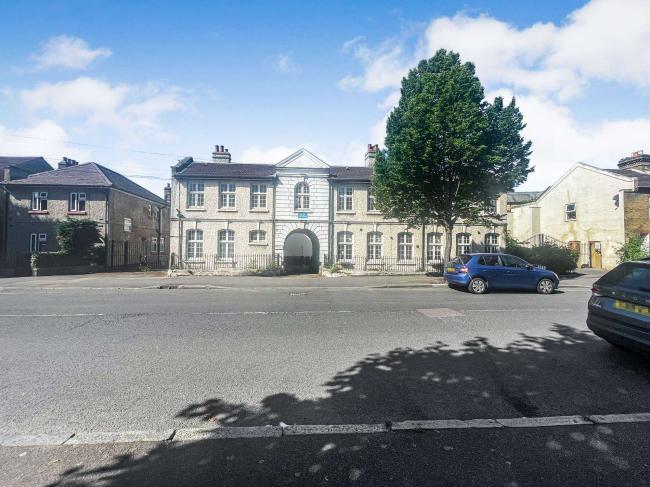 101a Parish Lane, Bromley, London SE20 7NR
 1