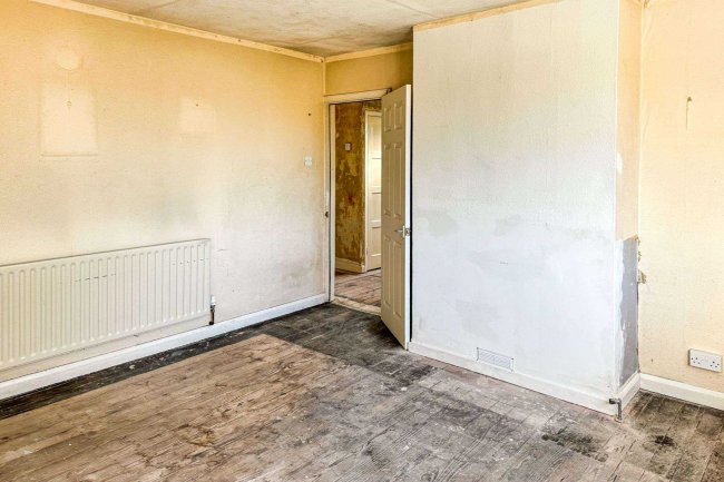 11 Clement Road, Beckenham, Kent BR3 4NT
 9