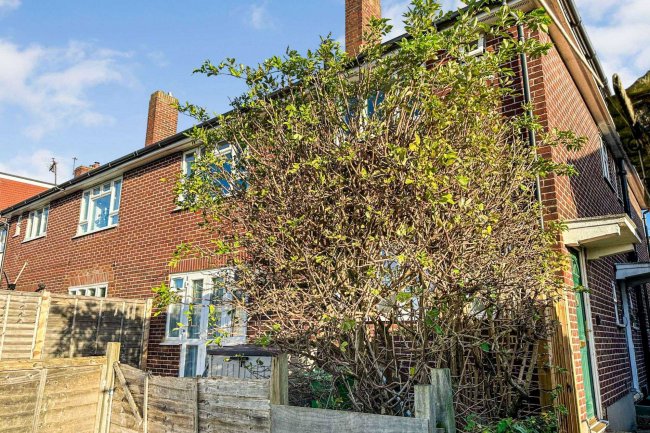 11 Clement Road, Beckenham, Kent BR3 4NT
 9